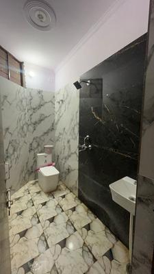 Bathroom Image of 350 Sq.ft 1 RK Apartment / Flat for rent in Panchyawala Jaipur for Rs. 6000