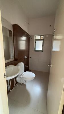 Image of 1850 Sq.ft 3 BHK Apartment / Flat for rent in Adani The Meadows, Shantigram, Ahmedabad for Rs. 32000