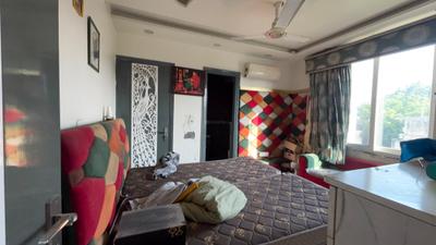 Bedroom Image of 1350 Sq.ft 3 BHK Builder Floor for sale in Vikaspuri New Delhi for Rs. 23000000