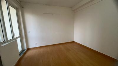Bedroom Image of 1365 Sq.ft 3 BHK Apartment / Flat for rent in Jaypee Kosmos, Sector 134 Noida for Rs. 28000