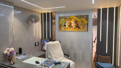 Living Room Image of 1050 Sq.ft 2 BHK Apartment / Flat for sale in Sector 49 Noida for Rs. 4000000