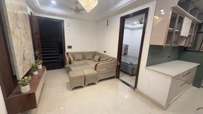 Living Room Image of 1450 Sq.ft 3 BHK Apartment / Flat for sale in JMD Siddh Appartment, Sector 73 Noida for Rs. 6250000