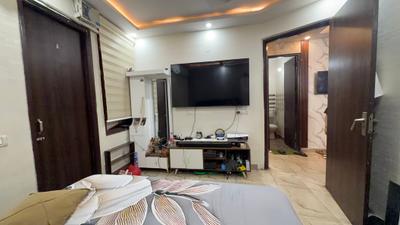 Bedroom Image of 720 Sq.ft 3 BHK Builder Floor for sale in Tilak Nagar New Delhi for Rs. 5000000