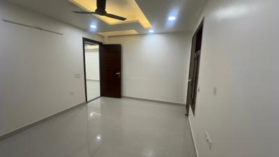 Bedroom Image of 1450 Sq.ft 3 BHK Builder Floor for sale in Sector 17 Dwarka New Delhi for Rs. 32500000