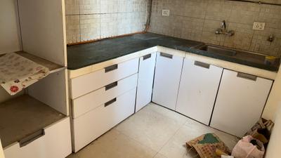 Kitchen Image of 950 Sq.ft 2 BHK Apartment / Flat for rent in Jaypee Kosmos, Sector 134 Noida for Rs. 24000
