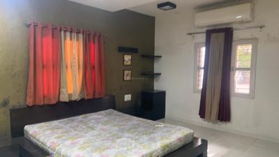 Bedroom Image of 3000 Sq.ft 4 BHK Villa for rent in Armaan Bungalows, Bodakdev Ahmedabad for Rs. 75000