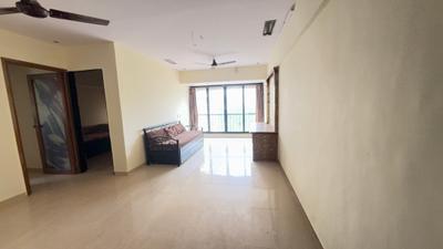 Living Room Image of 850 Sq.ft 2 BHK Apartment / Flat for rent in Vasant Vihar Complax, Thane West Thane for Rs. 35000