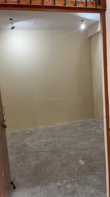 Image of 1000 Sq.ft 3 BHK Builder Floor for rent in Saadatganj, Lucknow for Rs. 15000