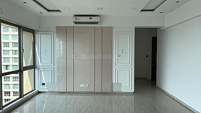 Living Room Image of 2250 Sq.ft 3.5 BHK Apartment / Flat for sale in Sheth Auris Serenity, Malad West Mumbai for Rs. 68000000