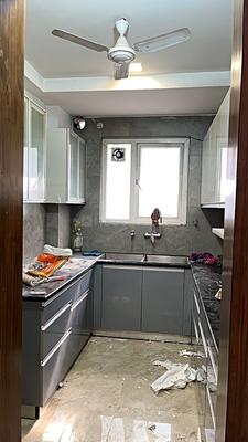 Kitchen Image of 1200 Sq.ft 3 BHK Independent House for rent in Gautam Nagar New Delhi for Rs. 65000