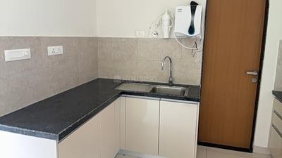 Kitchen Image of 600 Sq.ft 1 BHK Apartment / Flat for rent in Geras Planet Of Joy, Upper Kharadi Pune for Rs. 30000