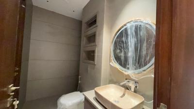 Image of 1350 Sq.ft 3 BHK Builder Floor for sale in Janakpuri, New Delhi for Rs. 42500000