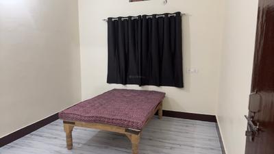 Bedroom Image of 1000 Sq.ft 2 BHK Apartment / Flat for rent in Dafi Varanasi for Rs. 15000