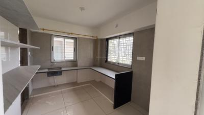 Kitchen Image of 1962 Sq.ft 3 BHK Apartment / Flat for sale in Green Swapnabhoomi, Abhva Surat for Rs. 9000000