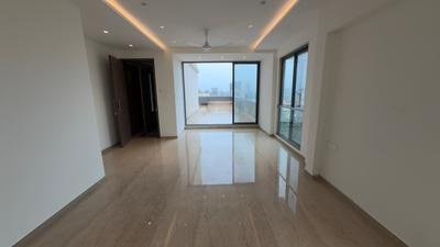 Living Room Image of 1200 Sq.ft 3 BHK Apartment / Flat for sale in Khar West Mumbai for Rs. 115000000