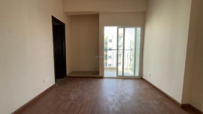 Bedroom Image of 805 Sq.ft 2 BHK Apartment / Flat for sale in Amrapali Dream Valley 2, Noida Extension Greater Noida for Rs. 5860000