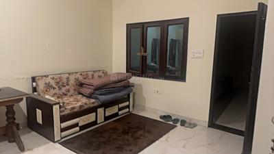 Living Room Image of 1000 Sq.ft 1.5 BHK Independent House for rent in Ashiyana Lucknow for Rs. 17000