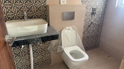 Image of 1515 Sq.ft 3 BHK Apartment / Flat for rent in Noida Extension, Greater Noida for Rs. 25000