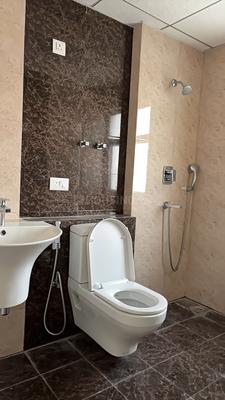 Image of 1900 Sq.ft 3 BHK Apartment / Flat for sale in Shree Vardhman Victoria, Sector 70, Gurgaon for Rs. 24000000