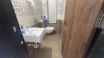 Image of 1205 Sq.ft 2 BHK Apartment / Flat for rent in Shreeji Sky View, Renuka Nagar, Nashik for Rs. 19000