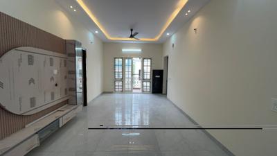 Living Room Image of 1600 Sq.ft 3 BHK Apartment / Flat for rent in Agrahara Layout Bengaluru for Rs. 48000
