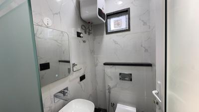 Image of 1000 Sq.ft 2 BHK Builder Floor for rent in Janakpuri, New Delhi for Rs. 36000