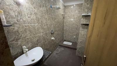 Image of 1744 Sq.ft 3 BHK Builder Floor for rent in Sector 105, Noida for Rs. 40000