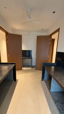 Kitchen Image of 2100 Sq.ft 4 BHK Apartment / Flat for sale in Bandra West Mumbai for Rs. 156700000