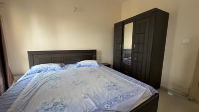 Bedroom Image of 1350 Sq.ft 2.5 BHK Apartment / Flat for rent in Adani The Meadows, Shantigram Ahmedabad for Rs. 36000