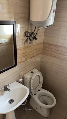 Bathroom Image of 455 Sq.ft 1 RK Studio for rent in Supertech Ecociti, Sector 137 Noida for Rs. 19500