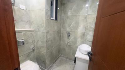 Image of 762 Sq.ft 2 BHK Builder Floor for sale in Vikaspuri, New Delhi for Rs. 12500000