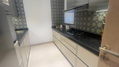 Kitchen Image of 1200 Sq.ft 3 BHK Apartment / Flat for sale in Lower Parel Mumbai for Rs. 76112000