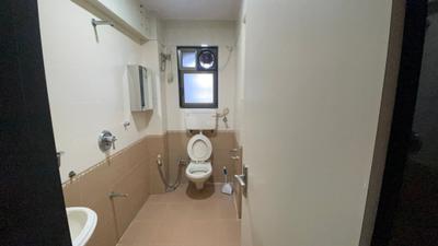Image of 1000 Sq.ft 3 BHK Apartment / Flat for sale in Lokhandwala Sierra Towers, Kandivali East, Mumbai for Rs. 30500000