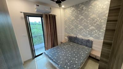Bedroom Image of 750 Sq.ft 1 BHK Builder Floor for rent in Scheme No 113 Indore for Rs. 19500