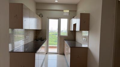 Kitchen Image of 1350 Sq.ft 3 BHK Apartment / Flat for sale in Fragrance Homes, Siddharth Vihar Ghaziabad for Rs. 13300000
