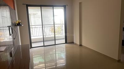 Living Room Image of 1300 Sq.ft 2 BHK Apartment / Flat for rent in Parksyde Homes, Hanuman Nagar Nashik for Rs. 17000