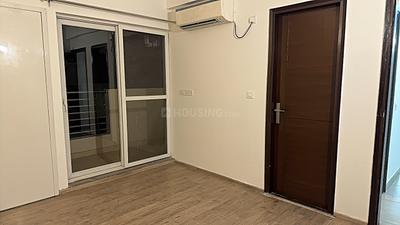 Bedroom Image of 1827 Sq.ft 3 BHK Apartment / Flat for rent in ABA Cleo County, Sector 121 Noida for Rs. 65000