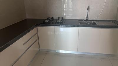 Kitchen Image of 880 Sq.ft 2 BHK Apartment / Flat for rent in Geras Planet Of Joy, Upper Kharadi Pune for Rs. 32000