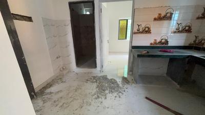 Living Room Image of 560 Sq.ft 2 BHK Apartment / Flat for sale in Behala Kolkata for Rs. 2700000