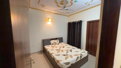 Bedroom Image of 1400 Sq.ft 3 BHK Apartment / Flat for rent in Amrapali Centurian Park, Noida Extension Greater Noida for Rs. 24000