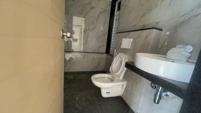 Bathroom Image of 698 Sq.ft 1 BHK Apartment / Flat for rent in Dynamix Dynamix Avanya, Dahisar East Mumbai for Rs. 32300