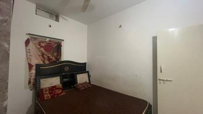 Bedroom Image of 1200 Sq.ft 2 BHK Independent House for rent in Thanisandra Bengaluru for Rs. 27000