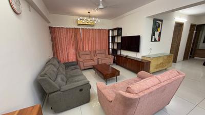 Living Room Image of 2700 Sq.ft 4 BHK Apartment / Flat for rent in Earth Elegance, Bodakdev Ahmedabad for Rs. 100000