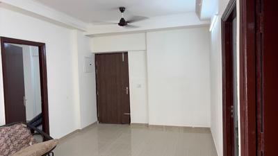 Living Room Image of 1100 Sq.ft 2.5 BHK Apartment / Flat for sale in Amrapali Verona Heights, Noida Extension Greater Noida for Rs. 8342000