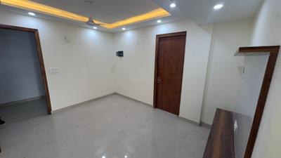 Living Room Image of 900 Sq.ft 2 BHK Apartment / Flat for sale in MMD Harsh Residency, Sector 81 Noida for Rs. 4600000