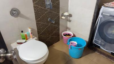 Bathroom Image of 582 Sq.ft 1 BHK Apartment / Flat for sale in Siddhi Highland Park, Thane West Thane for Rs. 9500000