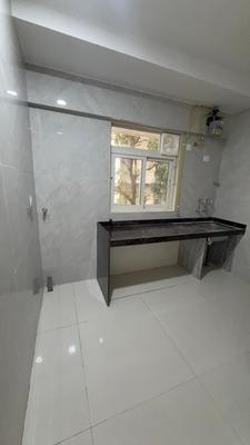 Kitchen Image of 840 Sq.ft 2 BHK Apartment / Flat for rent in Malad West Mumbai for Rs. 60000