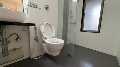 Image of 1500 Sq.ft 3 BHK Apartment / Flat for rent in Bandra East, Mumbai for Rs. 170000