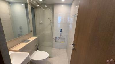 Image of 1000 Sq.ft 2 BHK Apartment / Flat for rent in Hiranandani Castle Rock, Powai, Mumbai for Rs. 92000