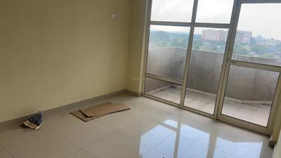 Bedroom Image of 700 Sq.ft 2 BHK Apartment / Flat for rent in Pyramid Elite, Sector 86 Gurgaon for Rs. 18000